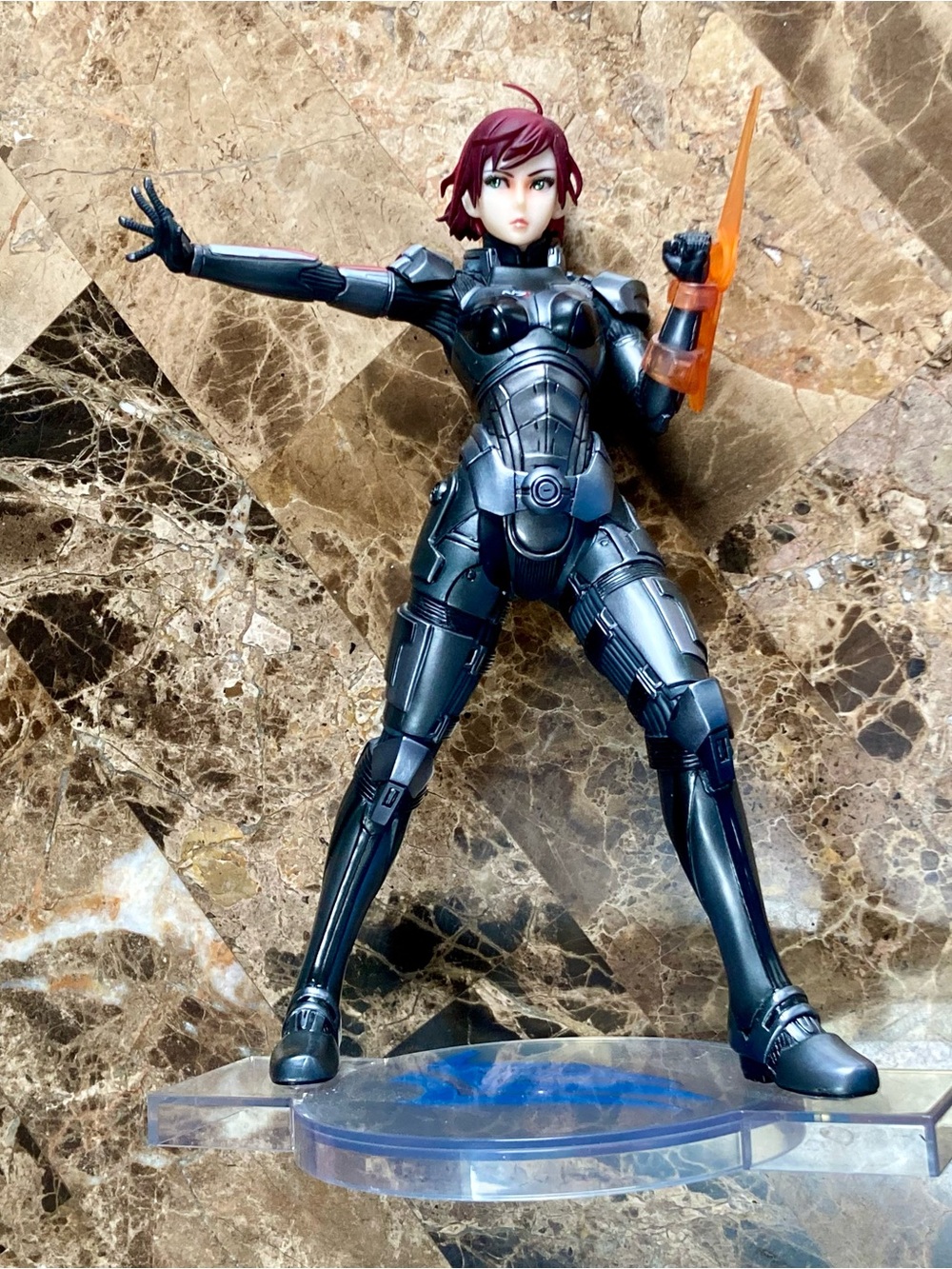 2013 FemShep Mass Effect Action Figure